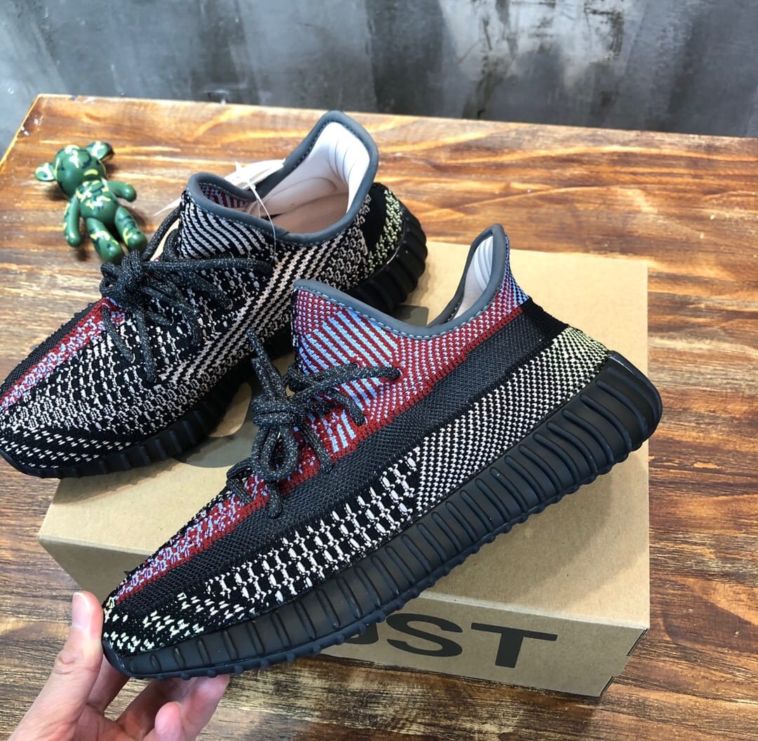 Adidas Yeezy 350 v2